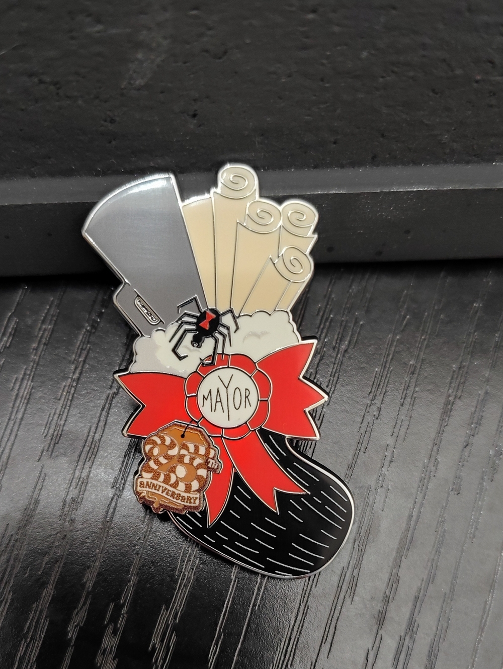 2026 Nightmare Before Christmas Stocking 25th Anniversary Mayor Pin NWOT